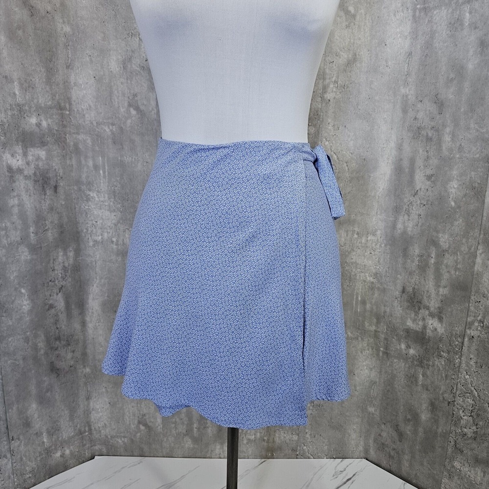 Brandy‎ Melville Genevieve Womens M Blue White Ditsy Floral Wrap Skirt